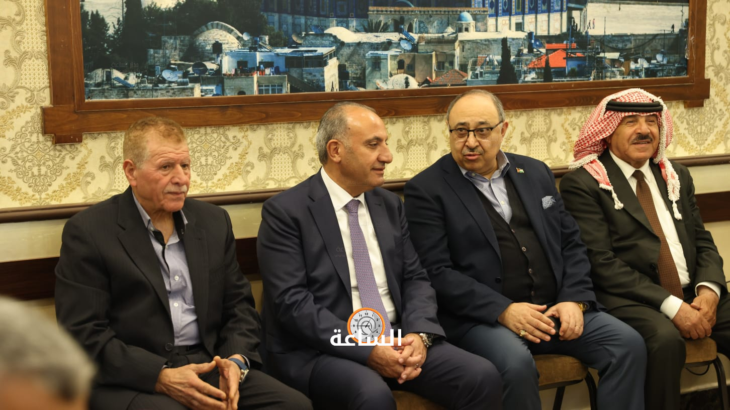 Madar Al-Saa Images 0.4296397984456076