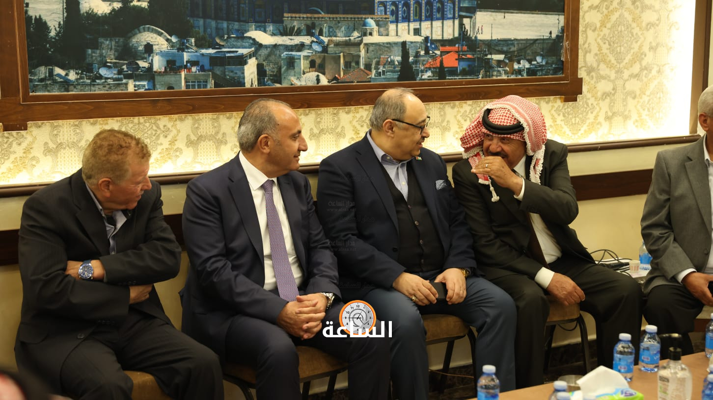 Madar Al-Saa Images 0.8802428656873234