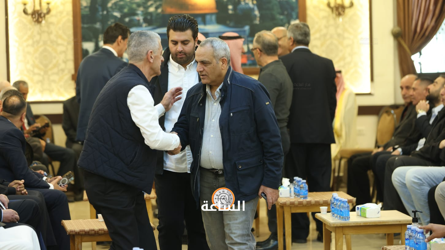 Madar Al-Saa Images 0.38435541650355465