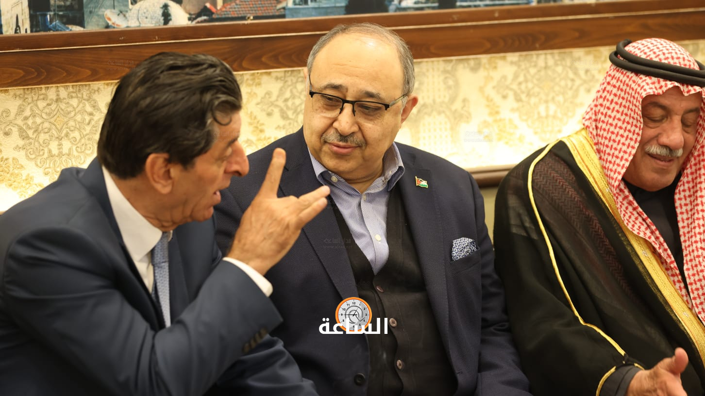 Madar Al-Saa Images 0.8104828093337502