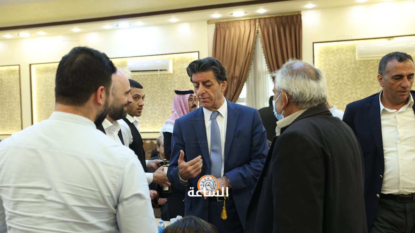 Madar Al-Saa Images 0.3369753592679289