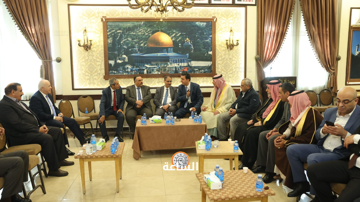 Madar Al-Saa Images 0.13828722958563366