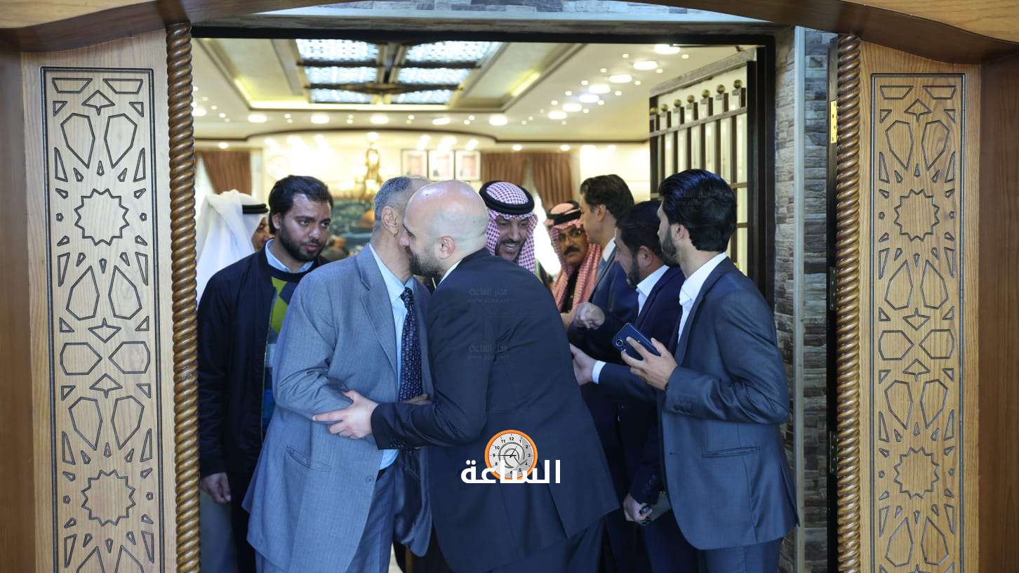 Madar Al-Saa Images 0.4309873456897645