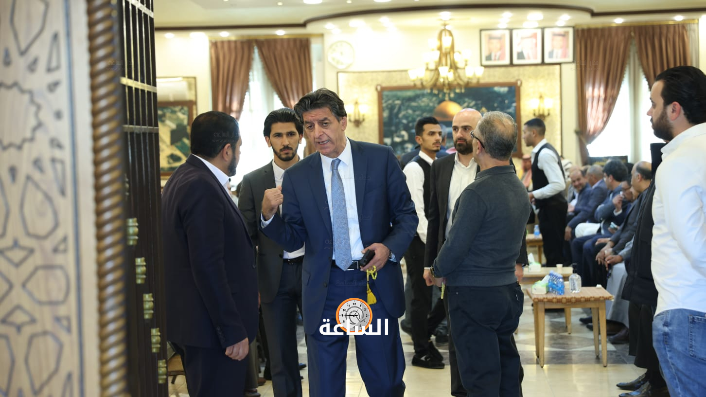 Madar Al-Saa Images 0.40088250383335167