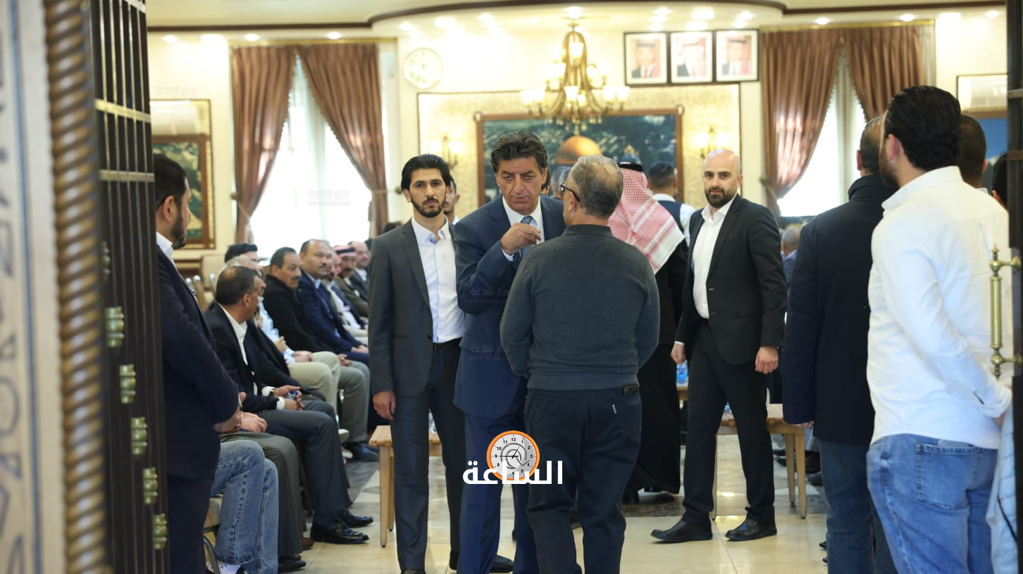 Madar Al-Saa Images 0.8116270644896265