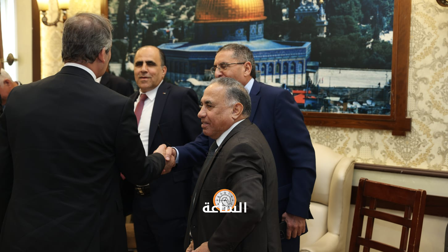 Madar Al-Saa Images 0.23534155768892873