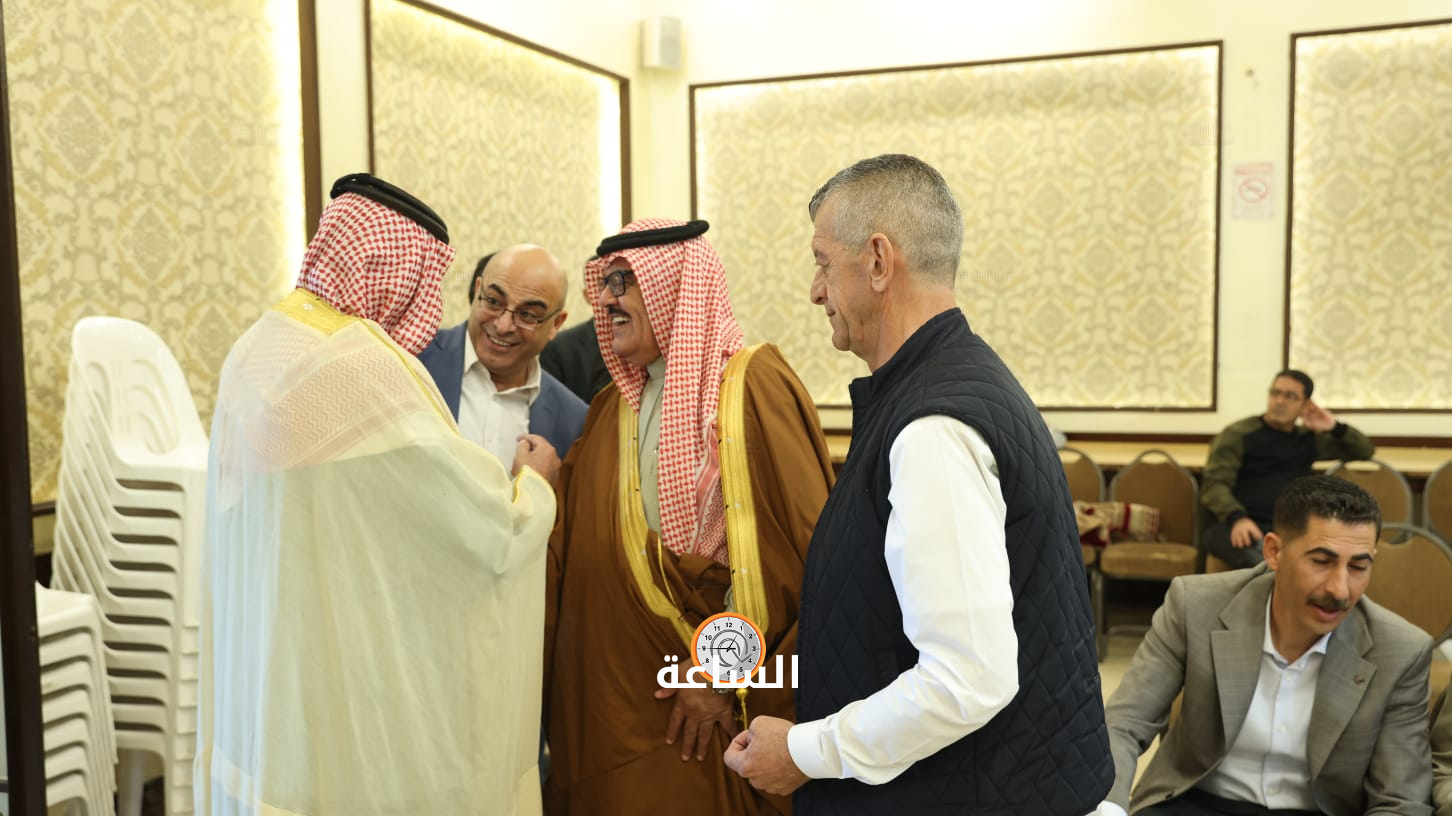 Madar Al-Saa Images 0.017348049709346225