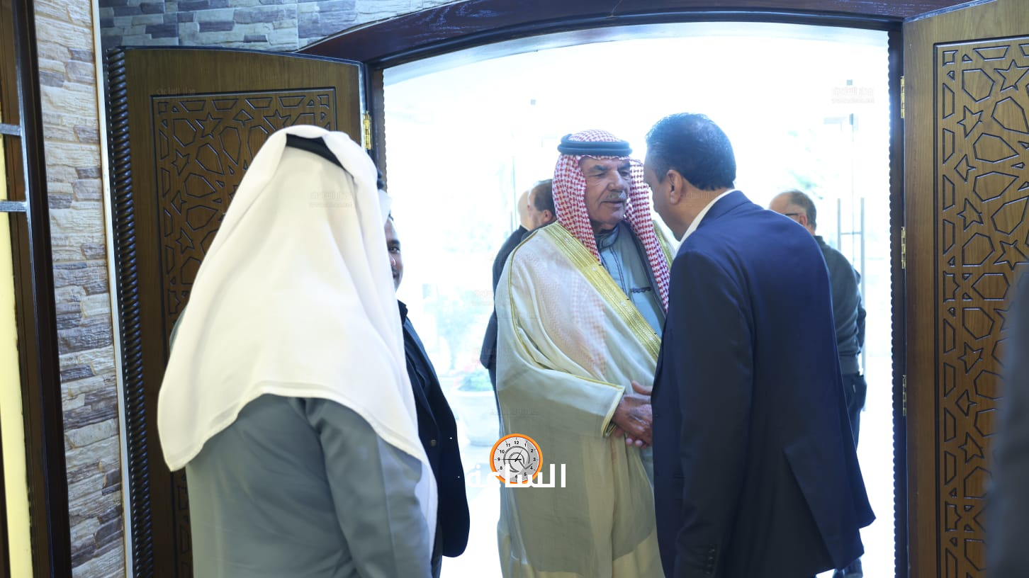 Madar Al-Saa Images 0.7851783604875813