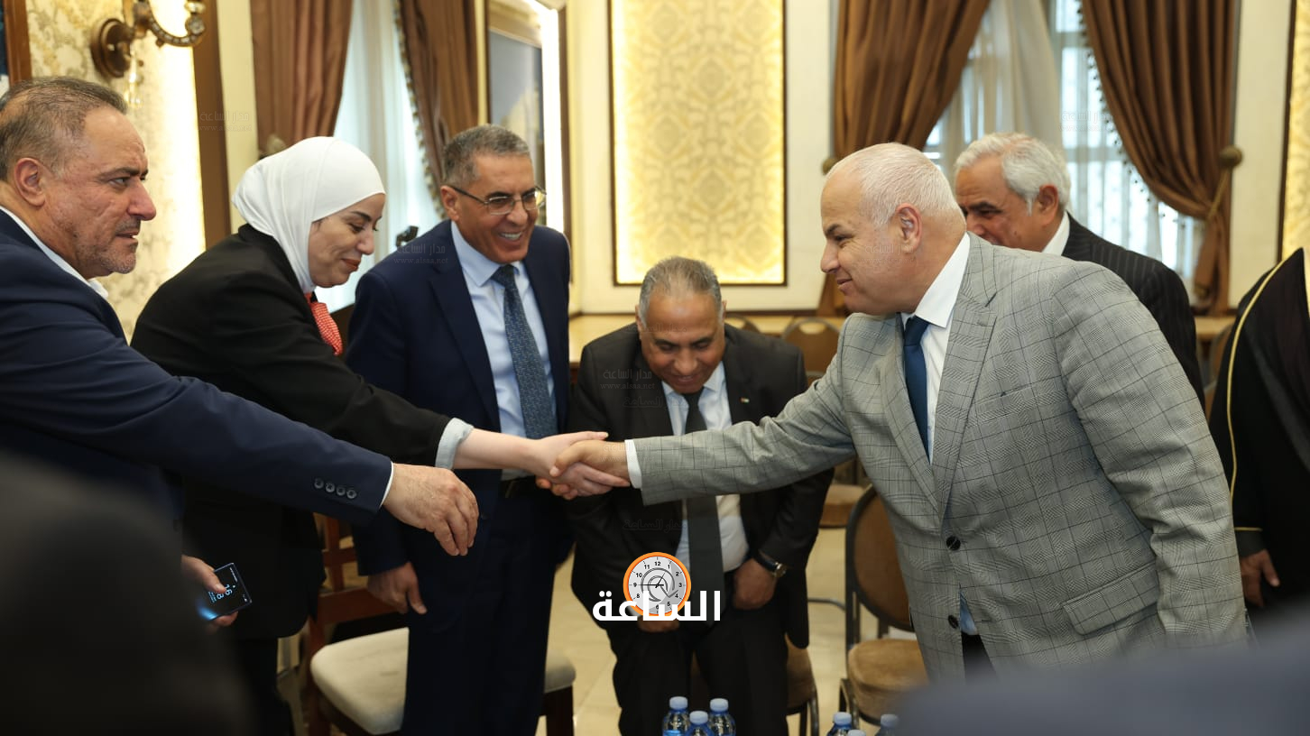 Madar Al-Saa Images 0.04335428874932756