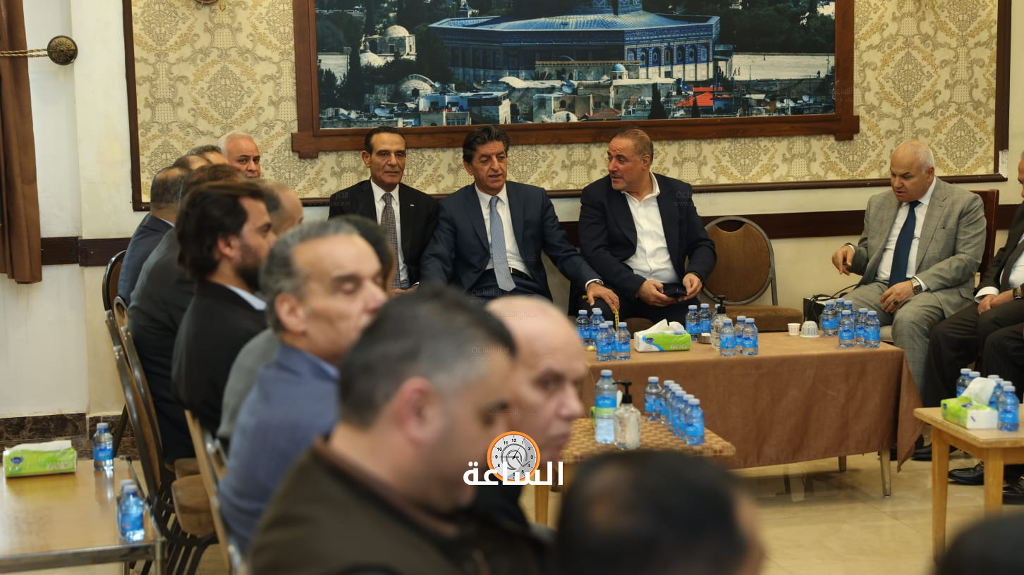 Madar Al-Saa Images 0.43941318445111766