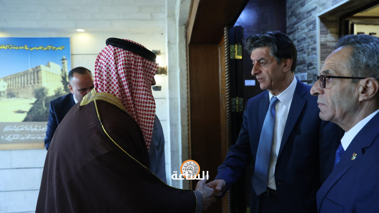 Madar Al-Saa Images 0.39129493521409