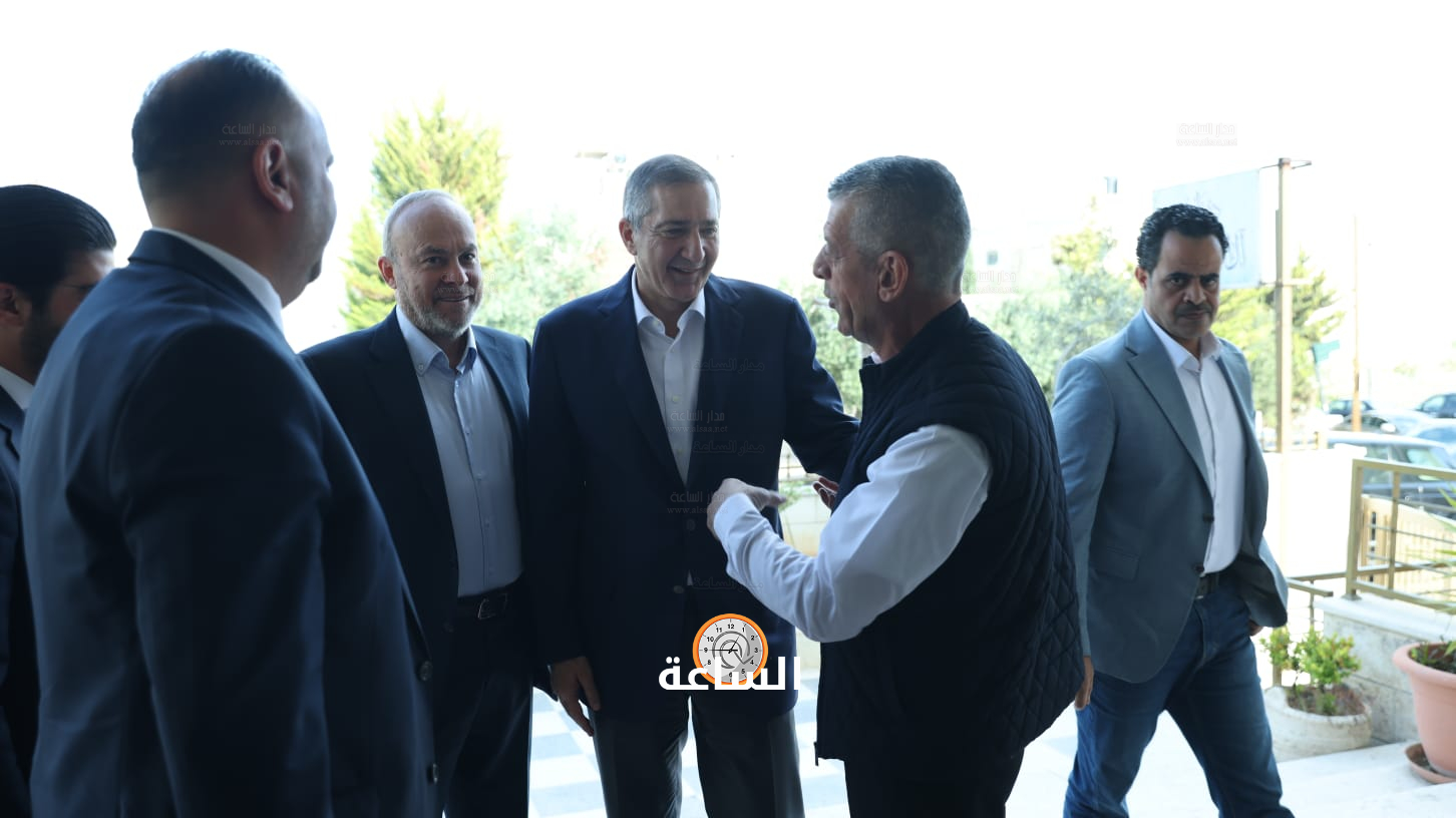 Madar Al-Saa Images 0.32545611305891