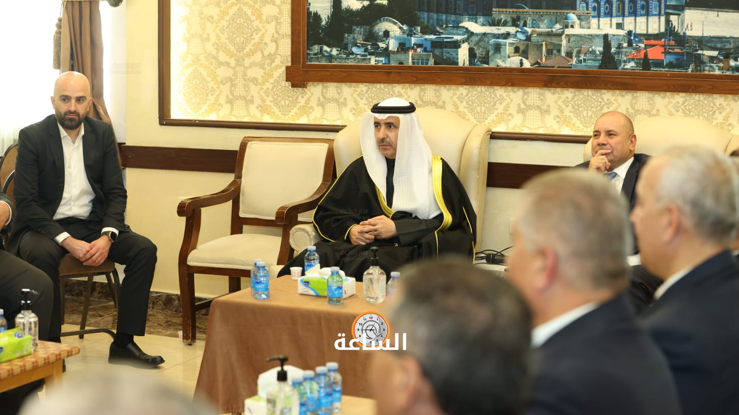 Madar Al-Saa Images 0.46365582062309607