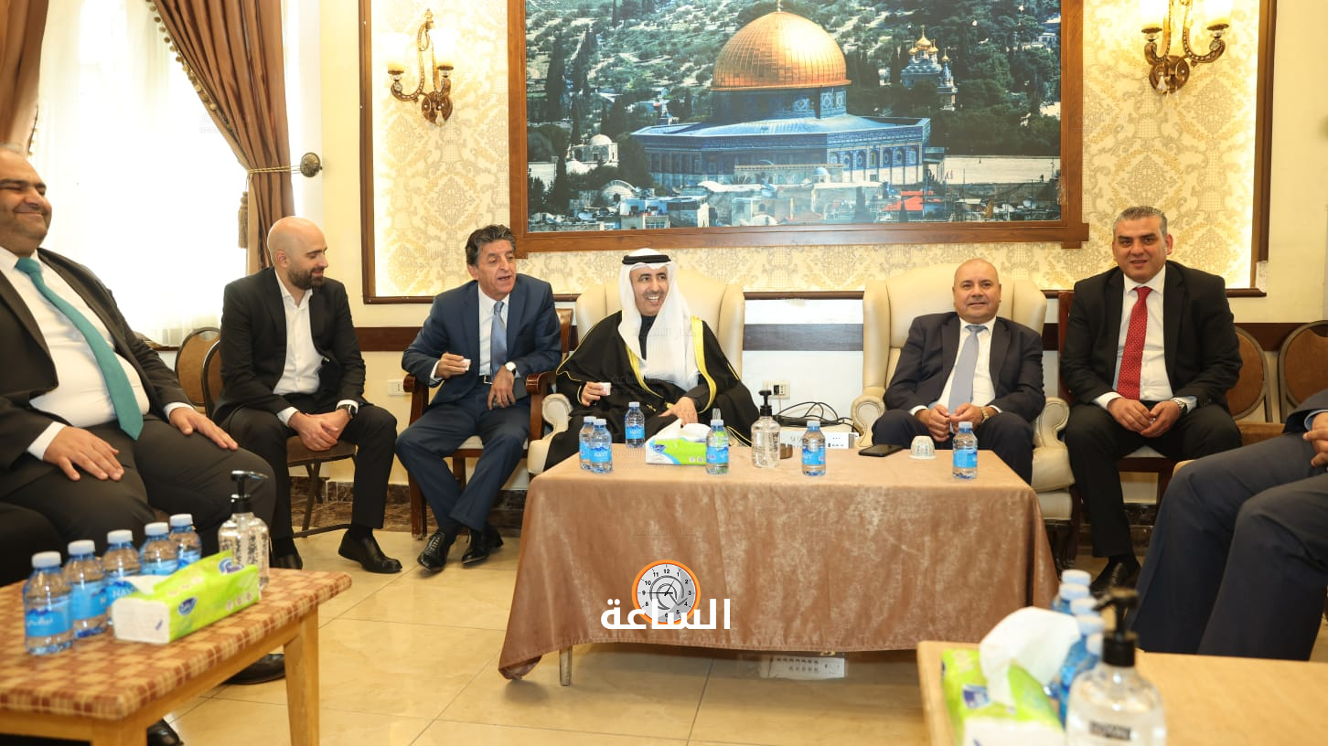 Madar Al-Saa Images 0.7016747825997977