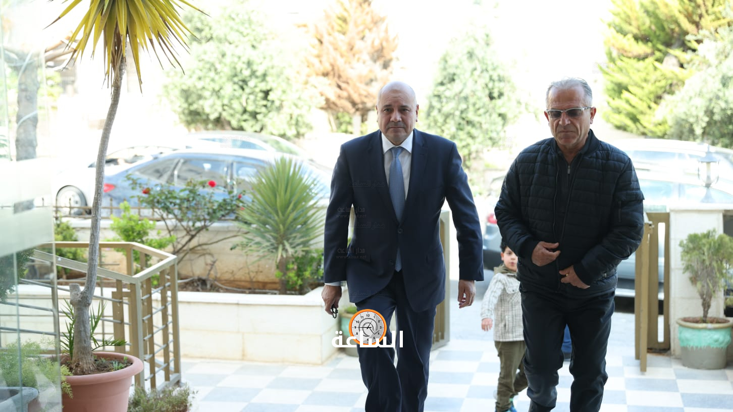 Madar Al-Saa Images 0.9850992972135318