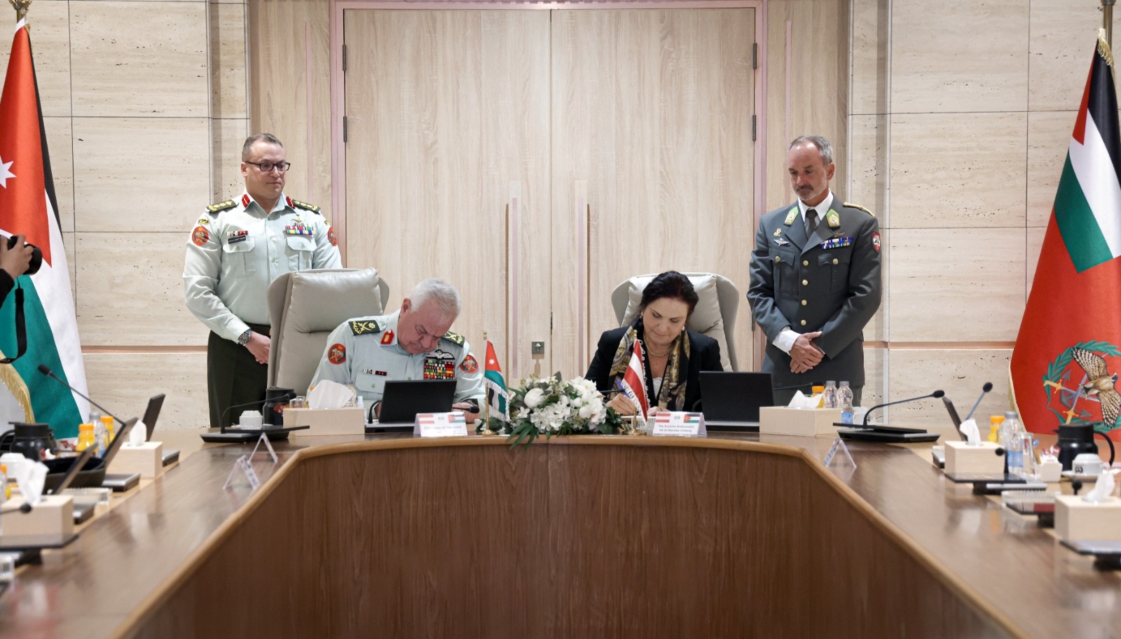 Madar Al-Saa Images 0.6293792347179112