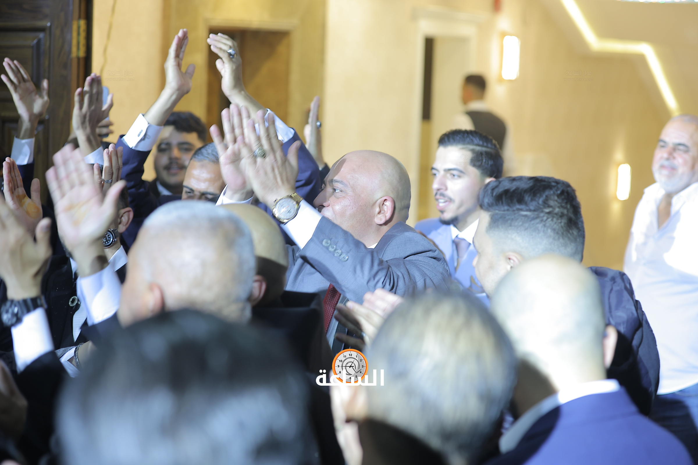 Madar Al-Saa Images 0.7738788489354176