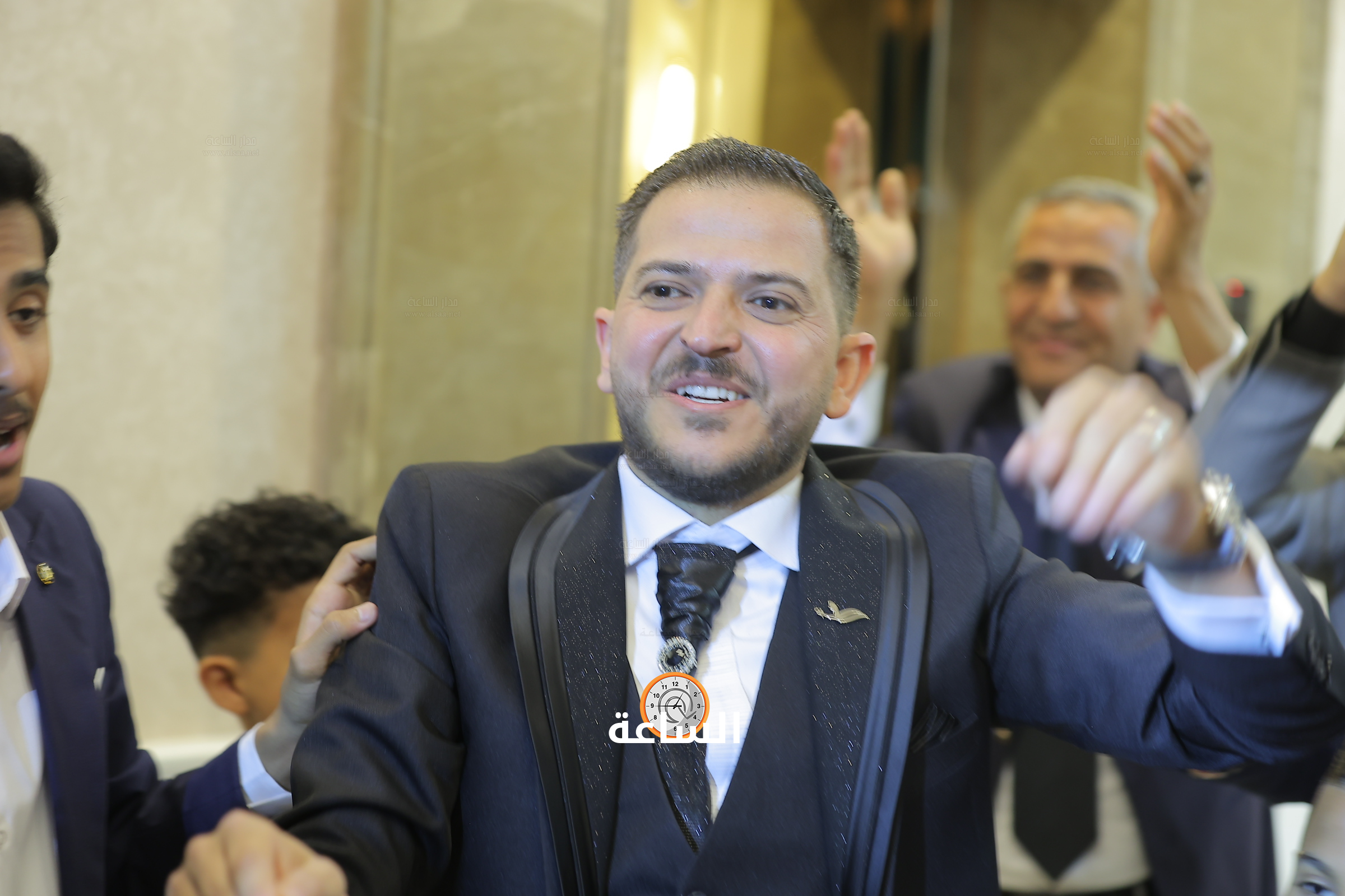 Madar Al-Saa Images 0.4674352107057541