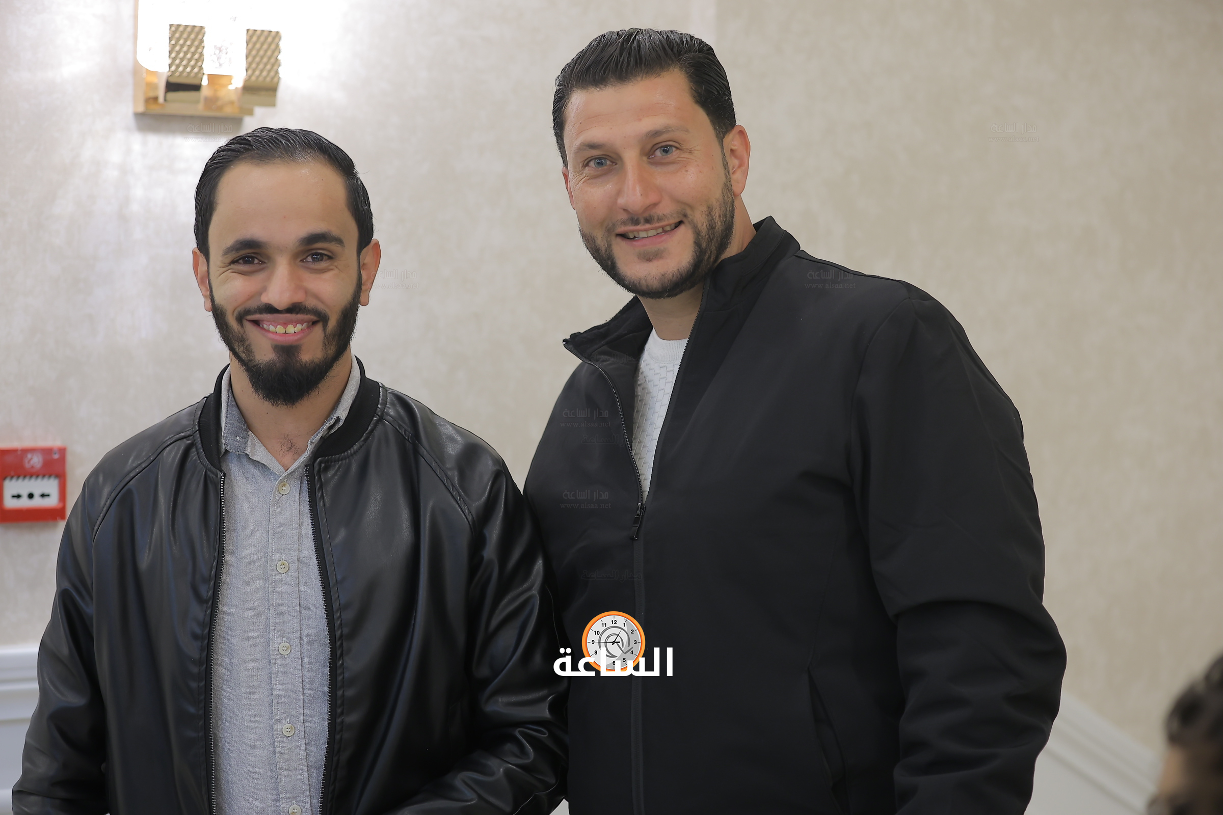 Madar Al-Saa Images 0.33572379224795357