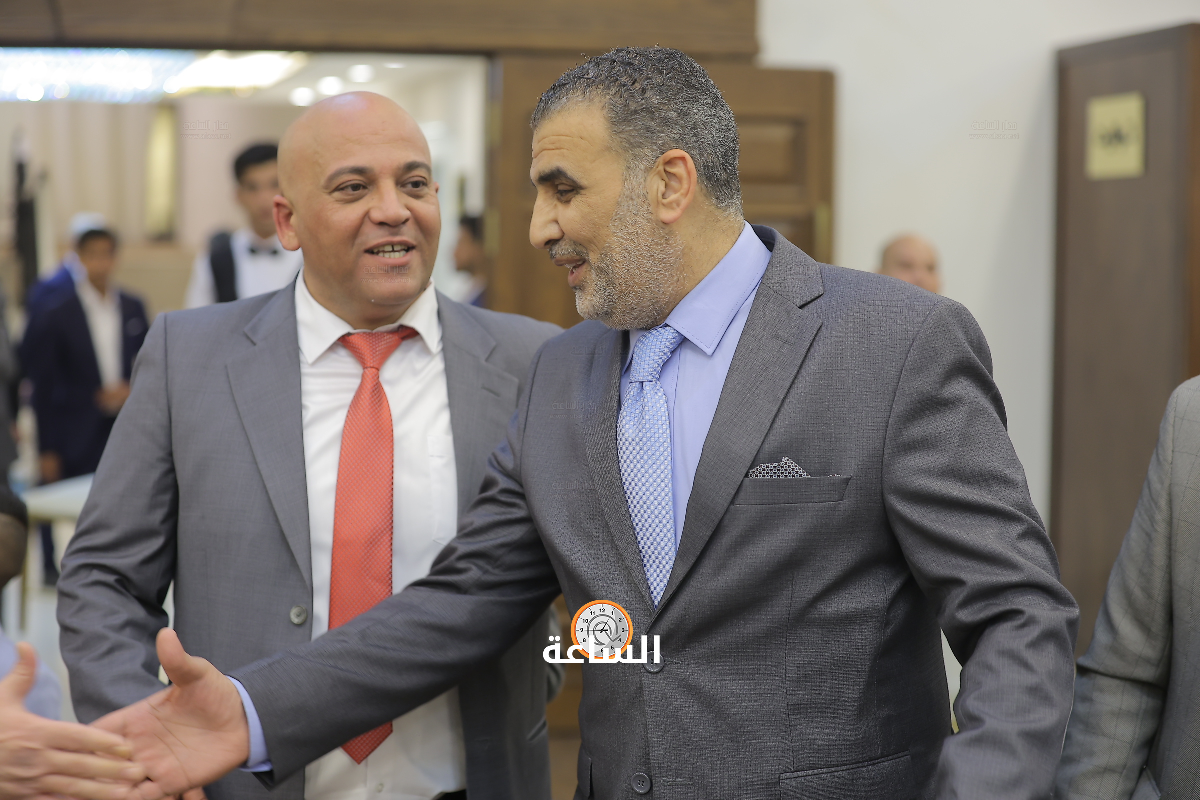 Madar Al-Saa Images 0.7044981353873152