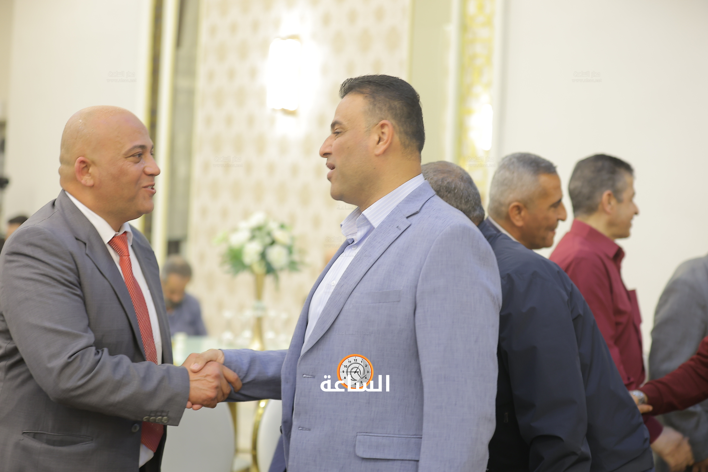 Madar Al-Saa Images 0.34769334337849