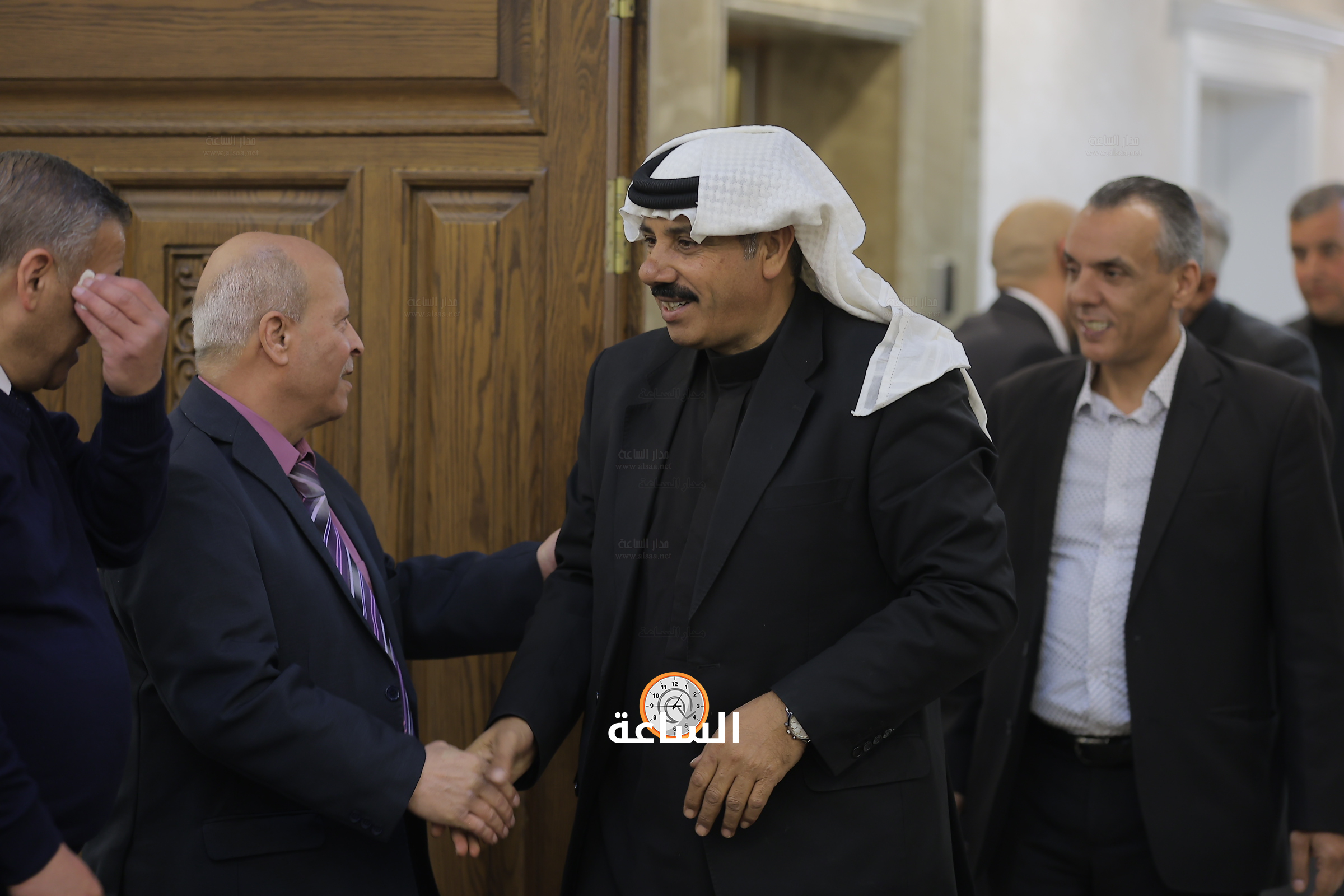 Madar Al-Saa Images 0.7126604448235074