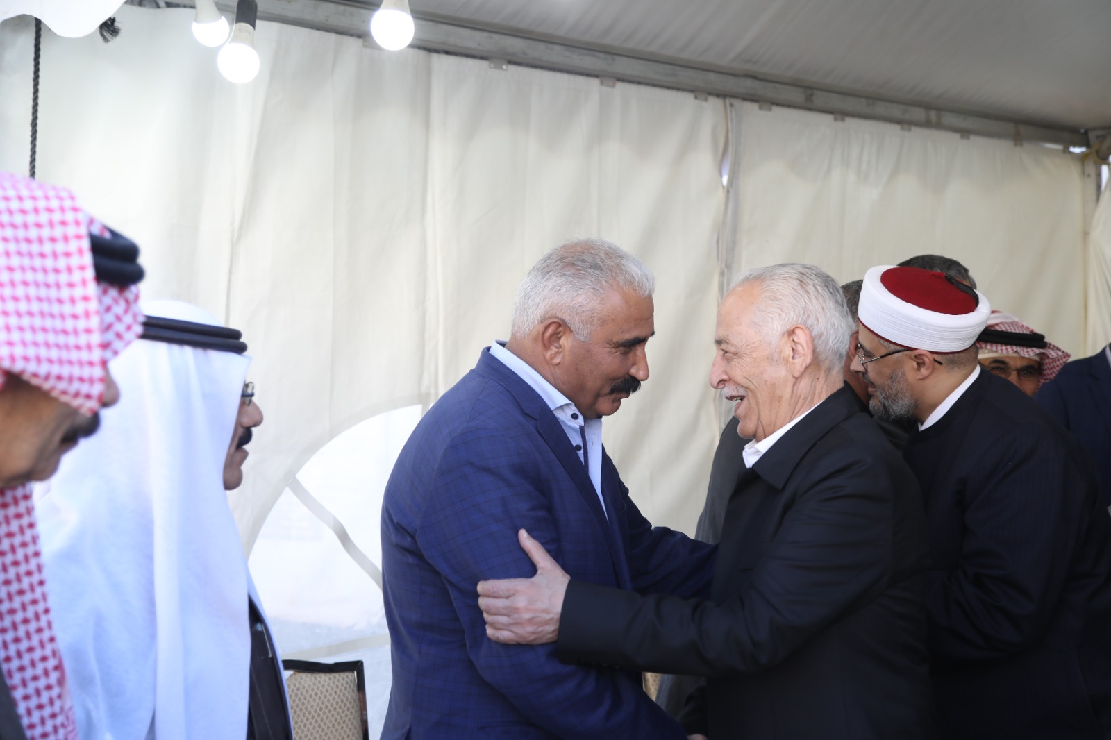 Madar Al-Saa Images 0.045438561005266664