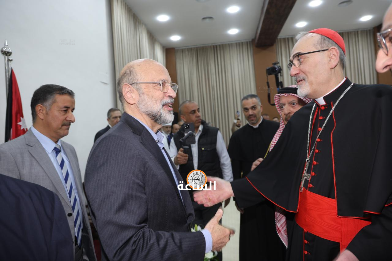 Madar Al-Saa Images 0.36131731246676557