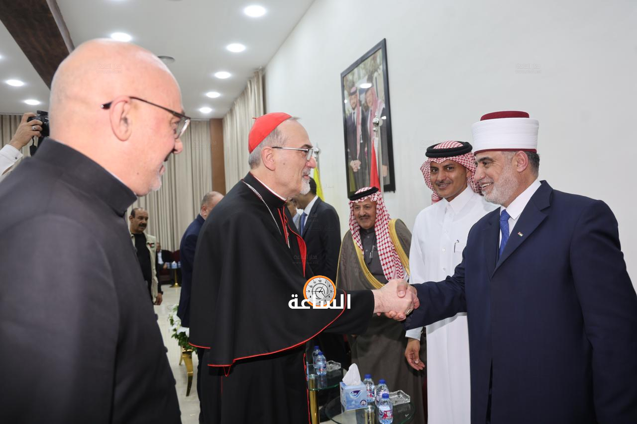 Madar Al-Saa Images 0.46642431653990823