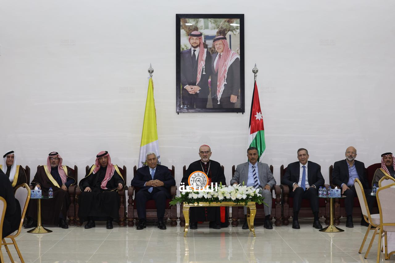 Madar Al-Saa Images 0.01768734191512944