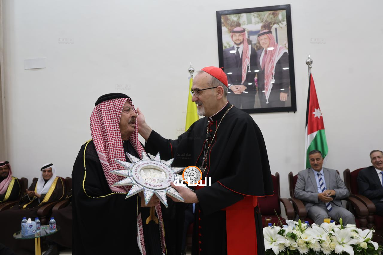 Madar Al-Saa Images 0.5523221206402116