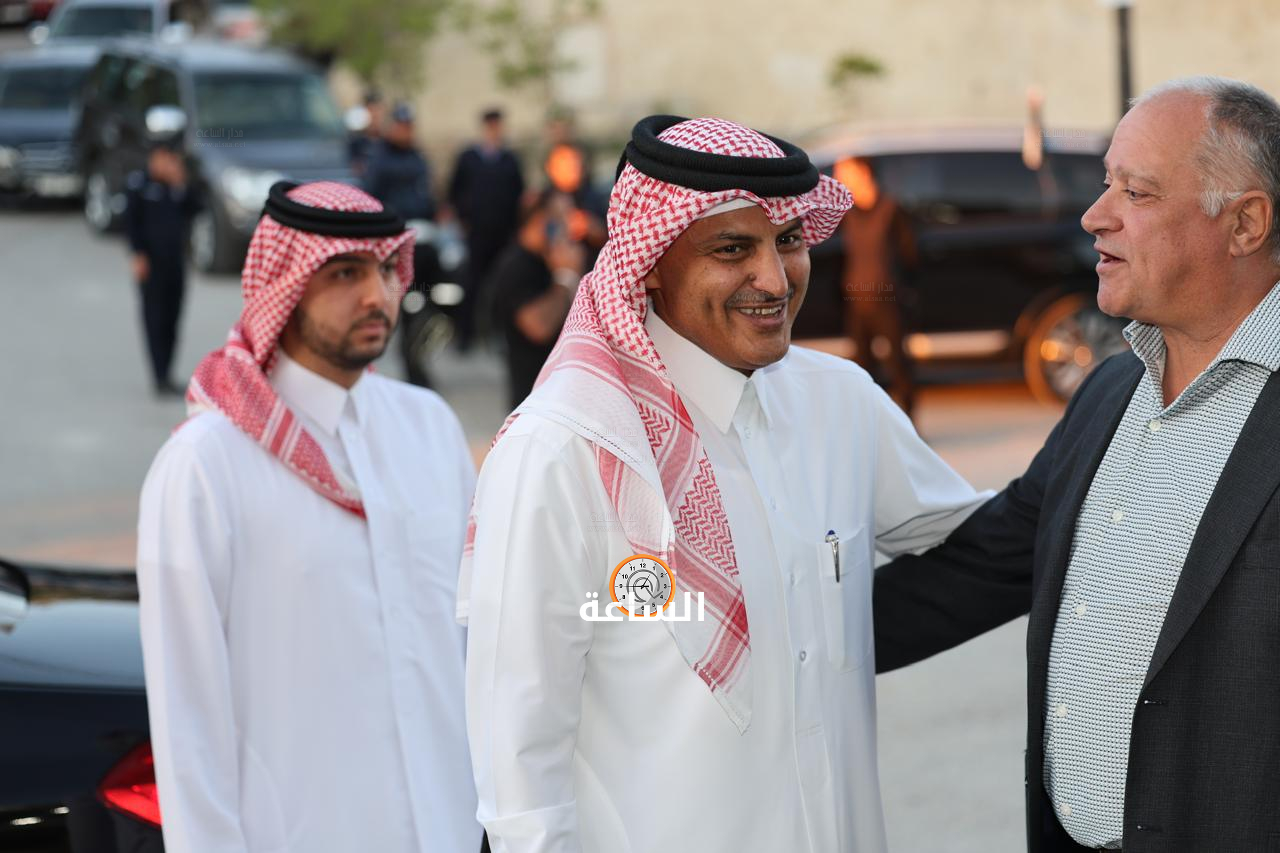 Madar Al-Saa Images 0.37297450737426674