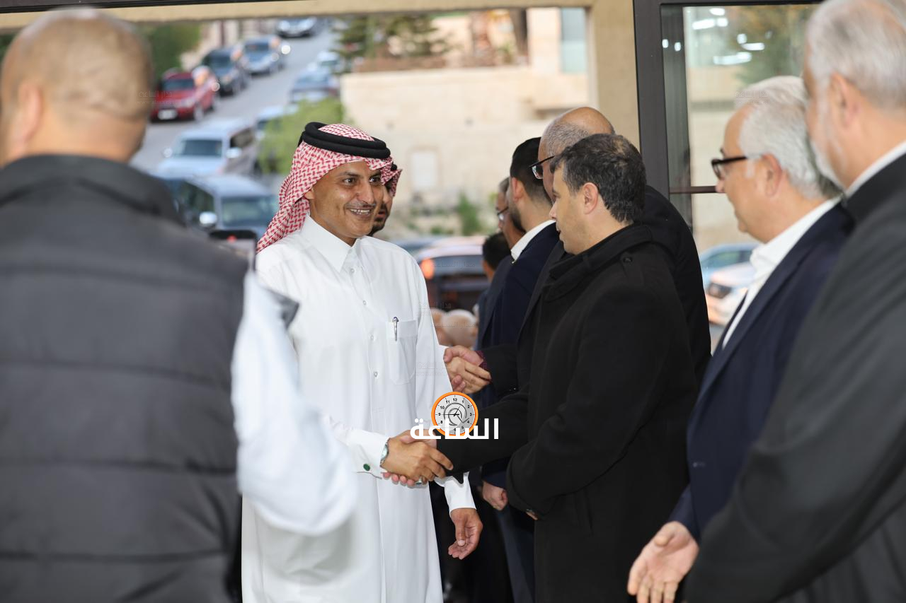 Madar Al-Saa Images 0.6530890498221139