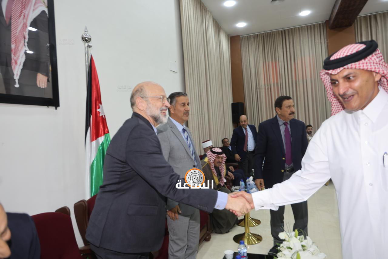 Madar Al-Saa Images 0.7520530597284084