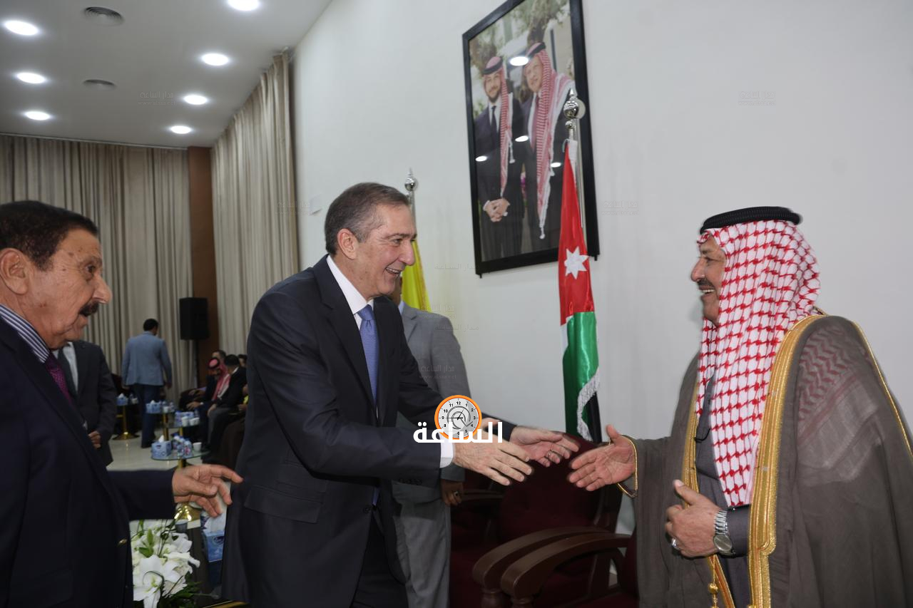 Madar Al-Saa Images 0.967647922076677