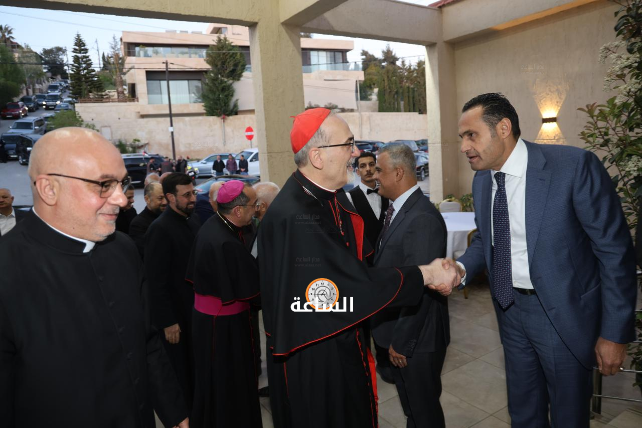 Madar Al-Saa Images 0.13576356815459378