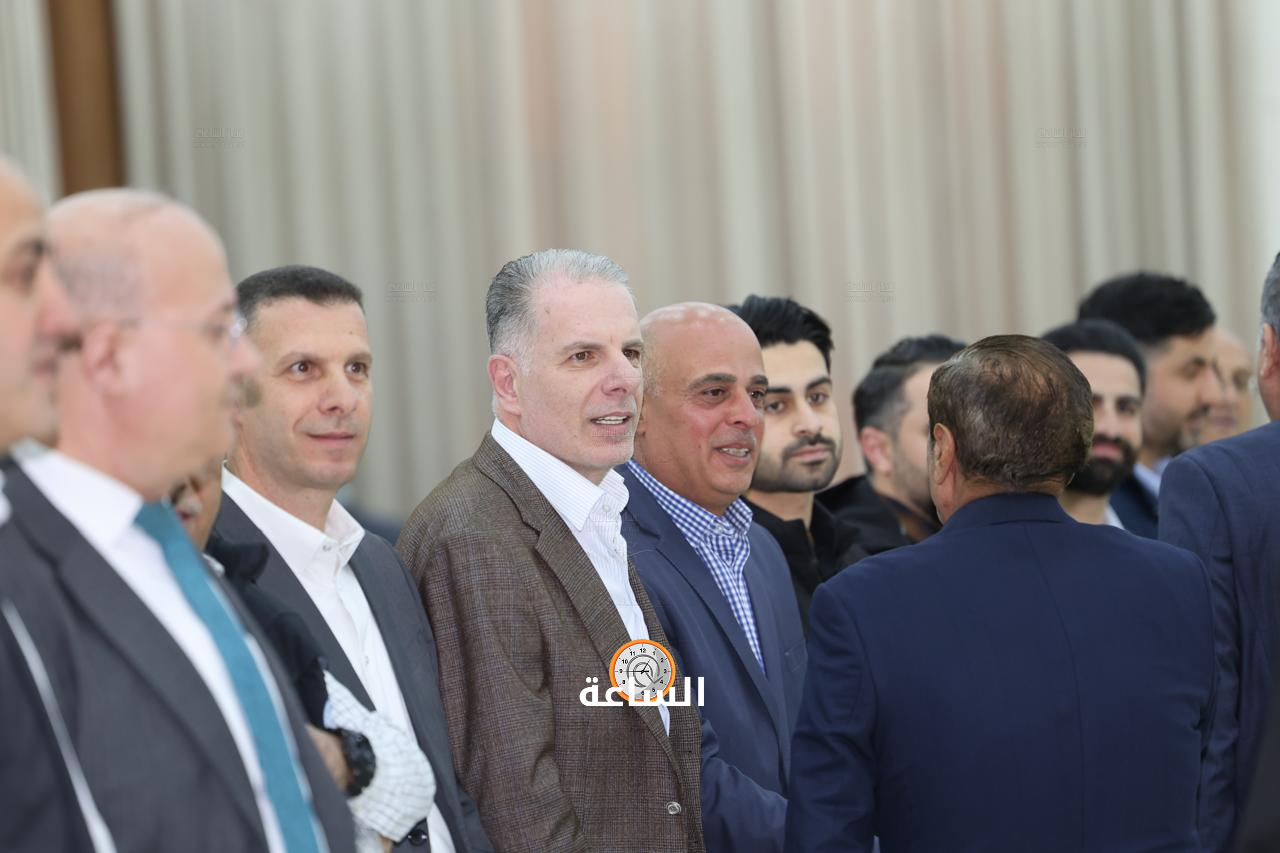 Madar Al-Saa Images 0.44062060511438683