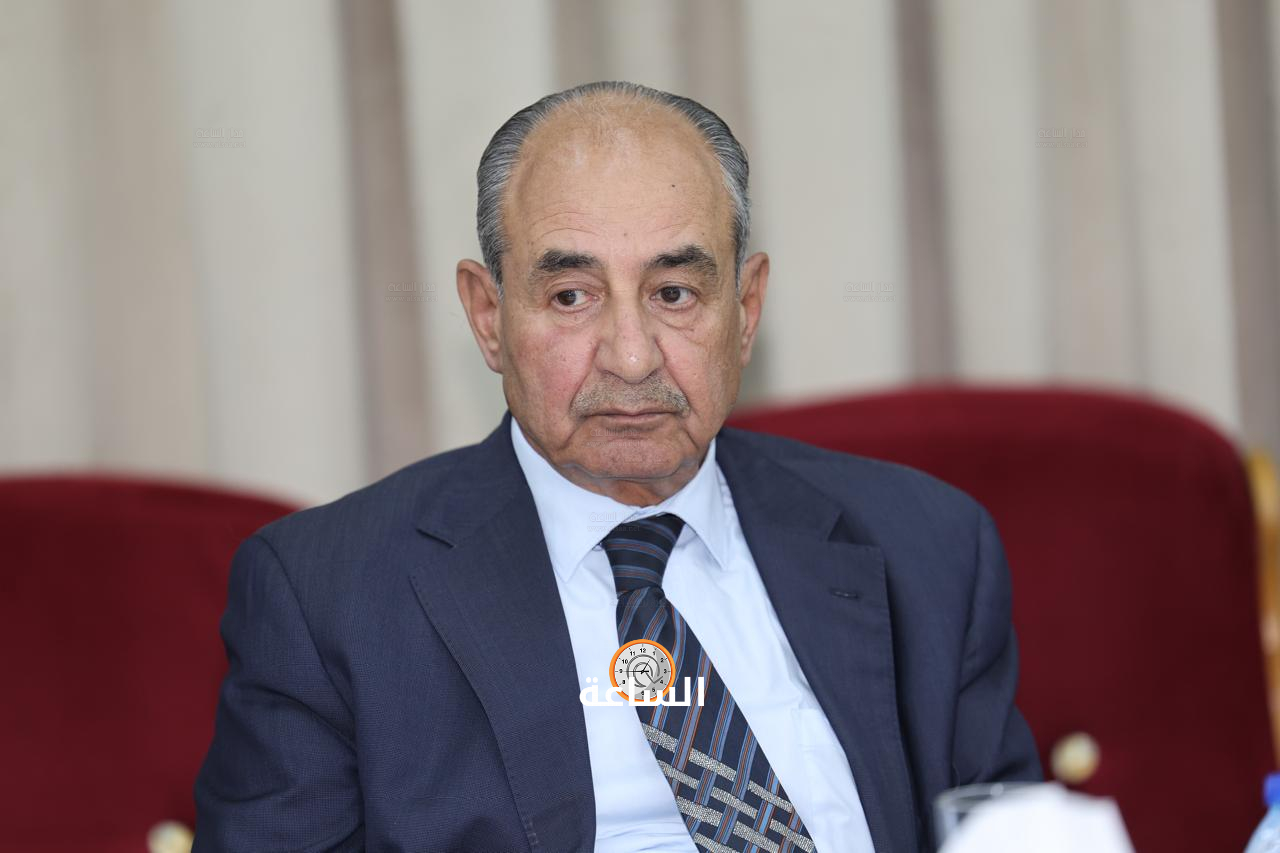 Madar Al-Saa Images 0.46478531170586845