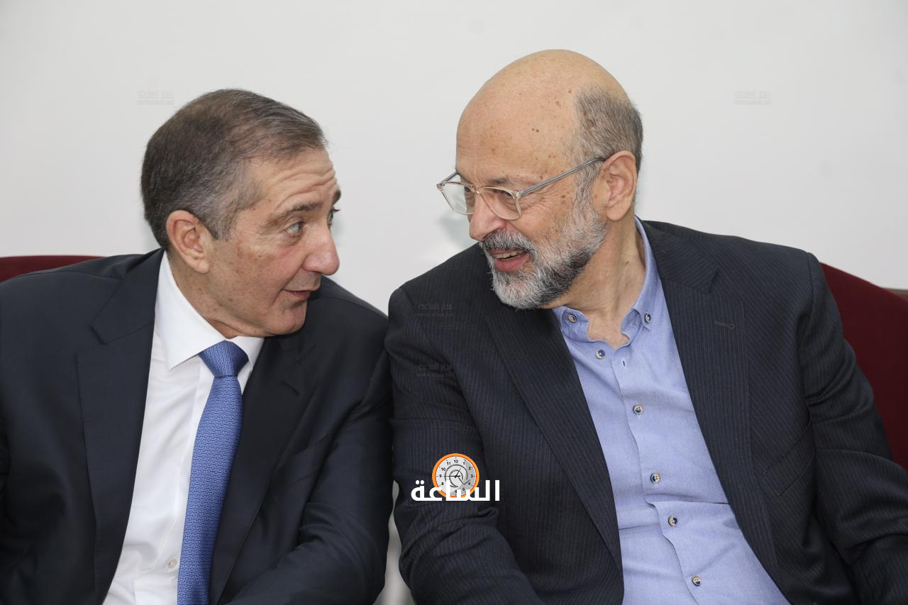 Madar Al-Saa Images 0.6827660563573706