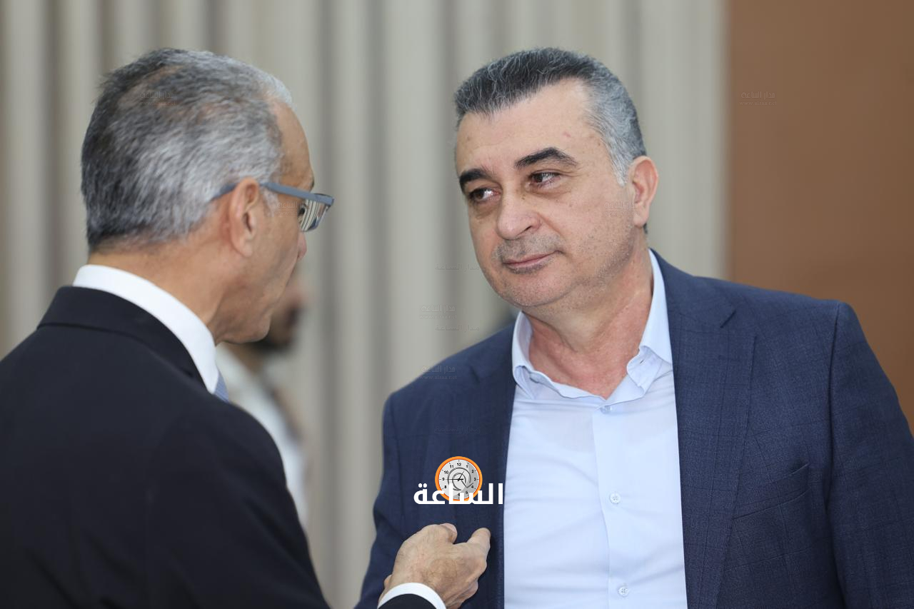 Madar Al-Saa Images 0.4056257925065494