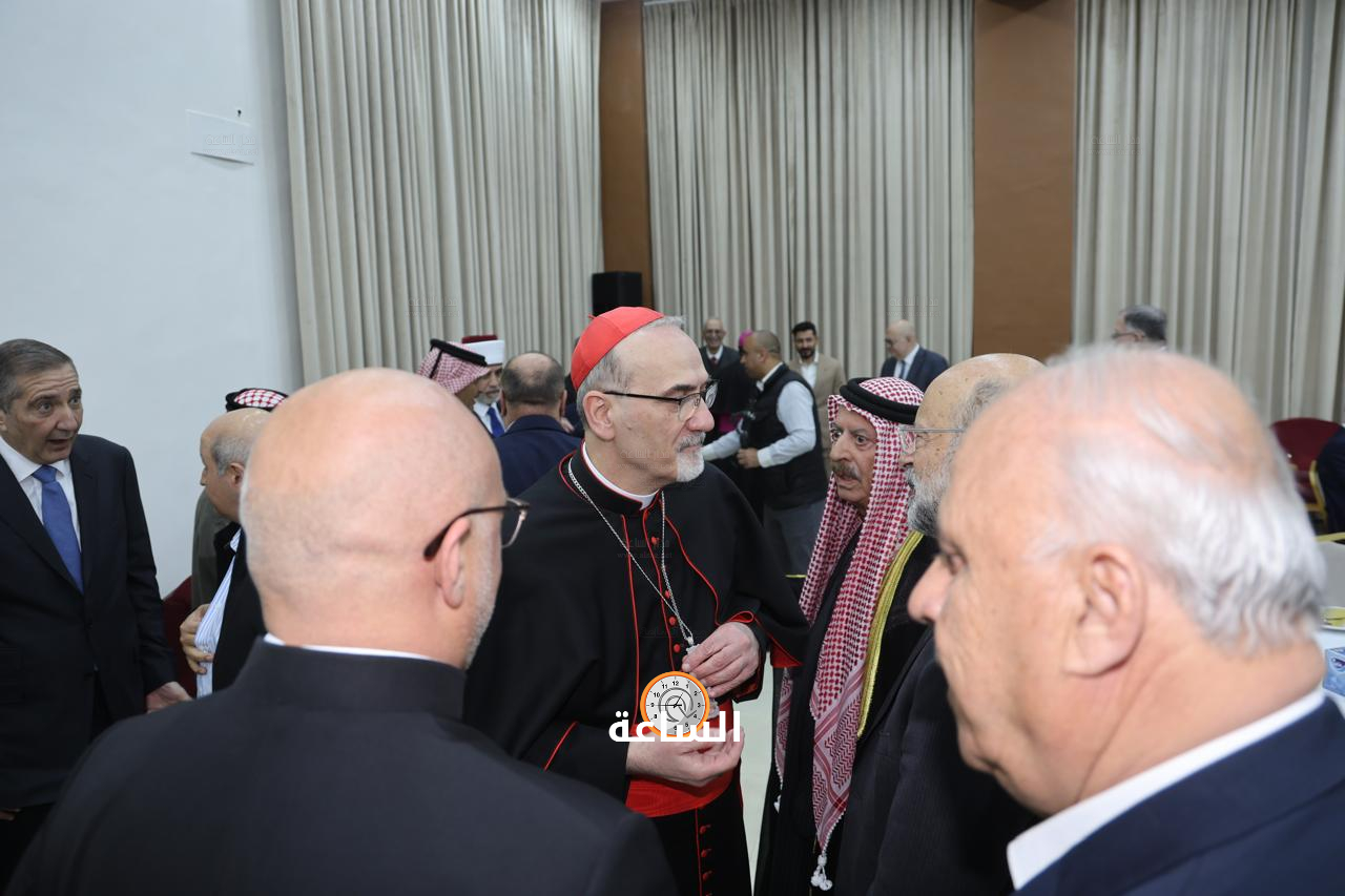 Madar Al-Saa Images 0.22328843415186583