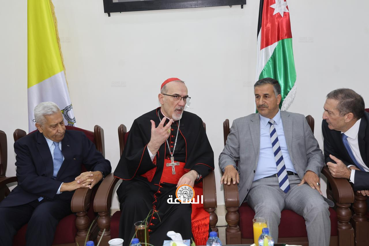 Madar Al-Saa Images 0.3927487926747846