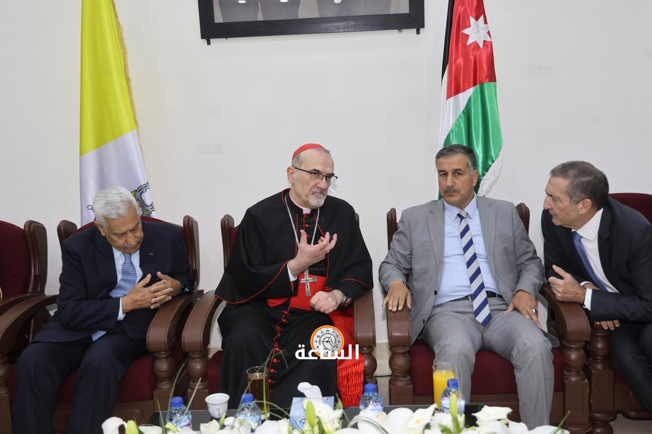 Madar Al-Saa Images 0.1559186788419168