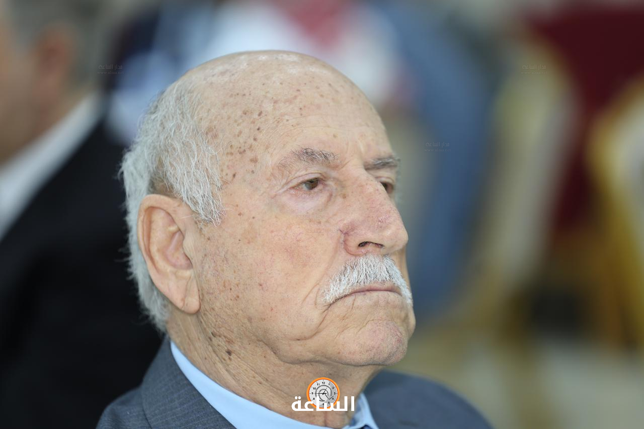 Madar Al-Saa Images 0.9498859646591548