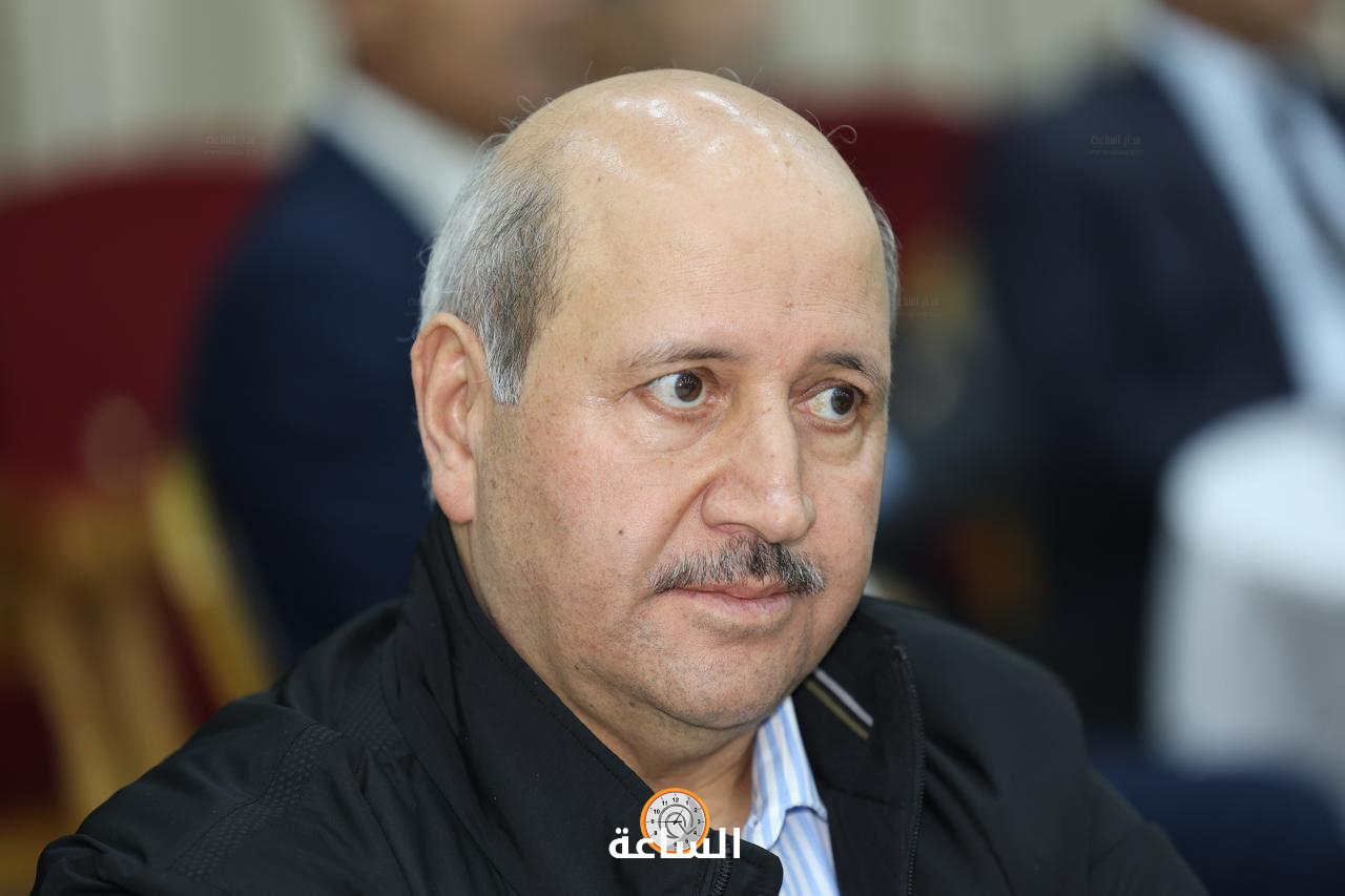 Madar Al-Saa Images 0.32881052546447254