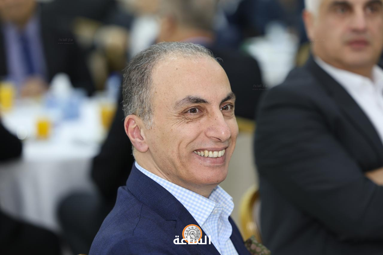 Madar Al-Saa Images 0.3014783618263088