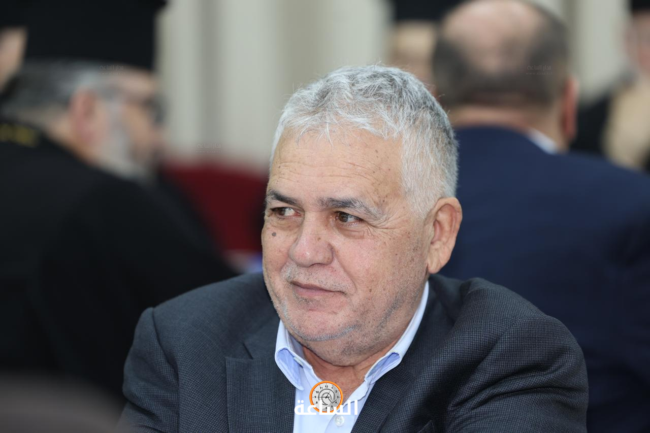 Madar Al-Saa Images 0.571713577716305