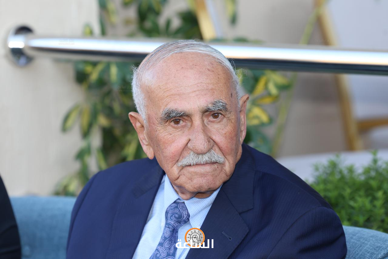 Madar Al-Saa Images 0.646844473696297