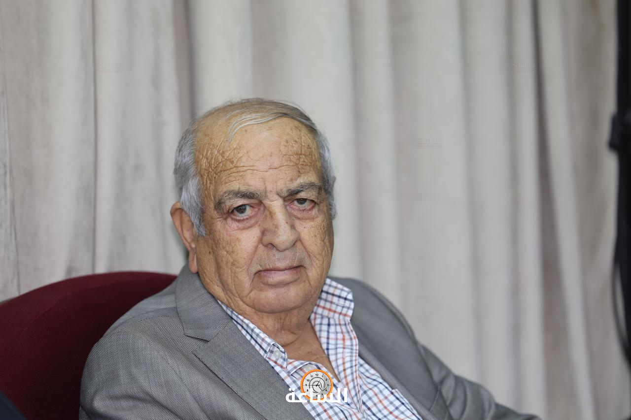 Madar Al-Saa Images 0.3647832815660087