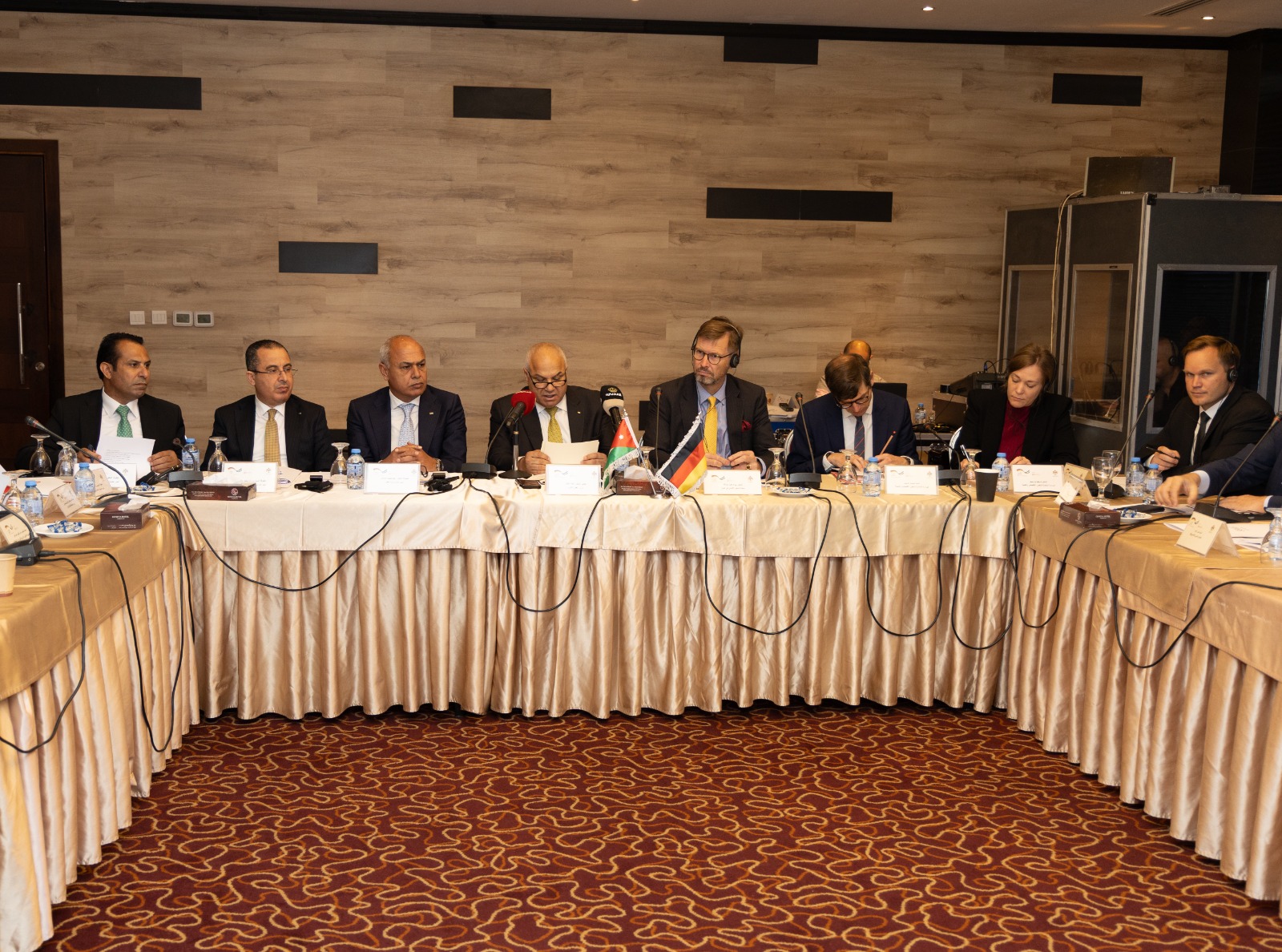 Madar Al-Saa Images 0.22751043269229754